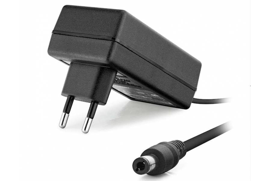 NEXT YE-1615 16V1,5 A SANTRAL ADAPTÖRÜ